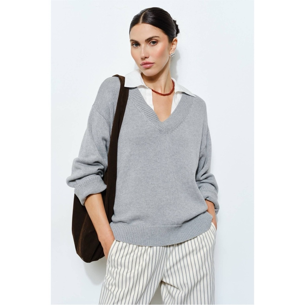 NWT Gray V-Neck Women's Collared Sweater S,M,& L